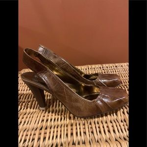 Sling back shoes size 9